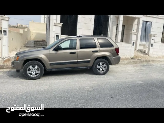 Used Jeep Grand Cherokee in Zarqa