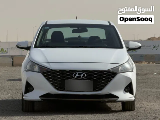 2023 Hyundai Accent Standard