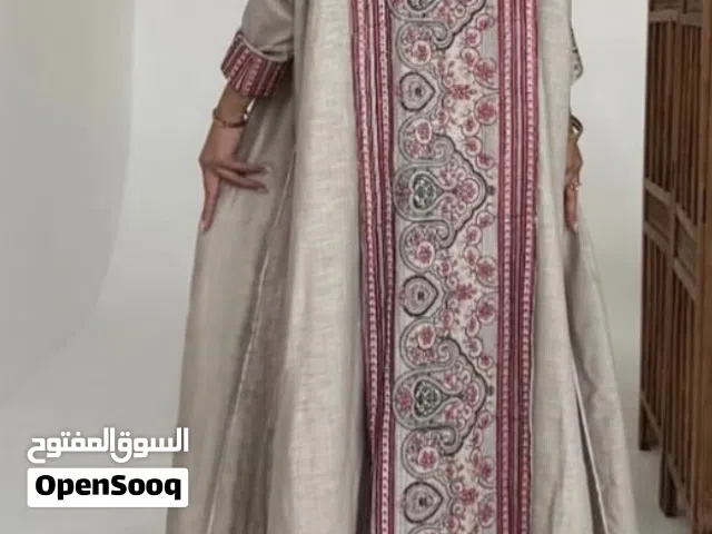 عبايات ملونه صيفيه