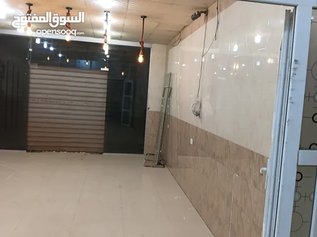 محل ومخزن للايجار علي الطريق الدايري الثالث (الدعوة الاسلامية )