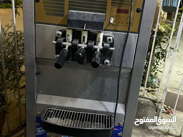 ماكنة بوظه حوضين ثلث ايدين للبيع