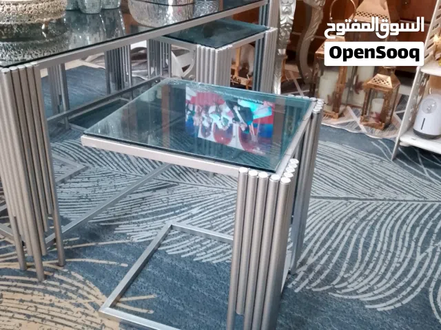 طاوله كبيره مع طربيزات