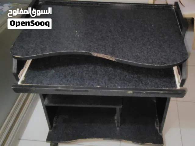 ترابيزة كومبيوتر خشب