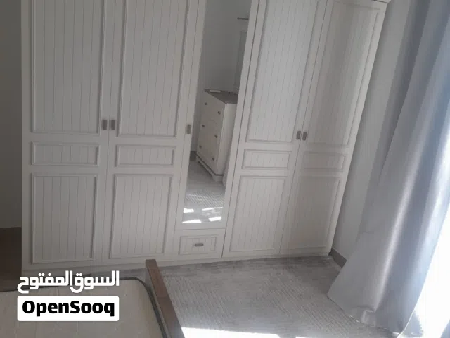 bad room Sat for sale like naw good condition