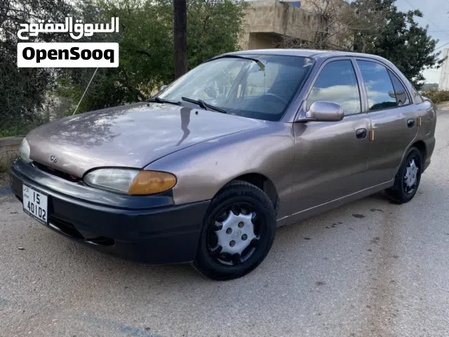 1995, هيونداي, اكسنت, Standard