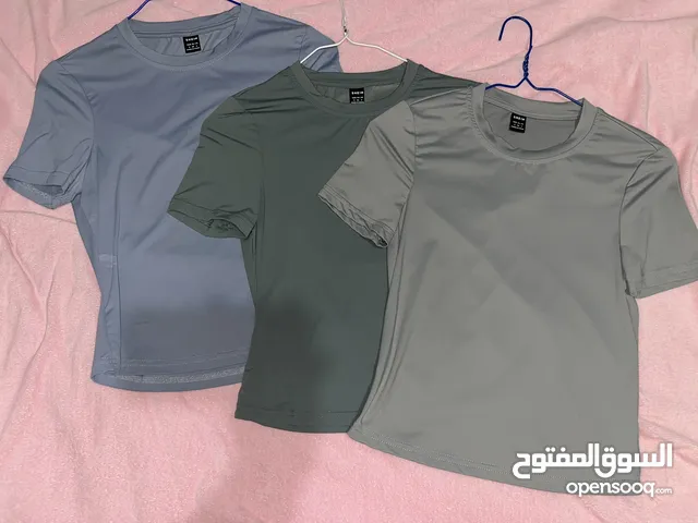 SHEIN basics, 3-Piece Fitted Tops Bundle باكج 3 تيشرتات ضيقة من Shein
