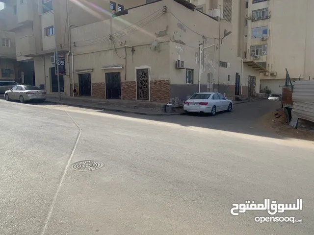 144 m2 More than 6 bedrooms Townhouse for Sale in Tripoli Abu Saleem