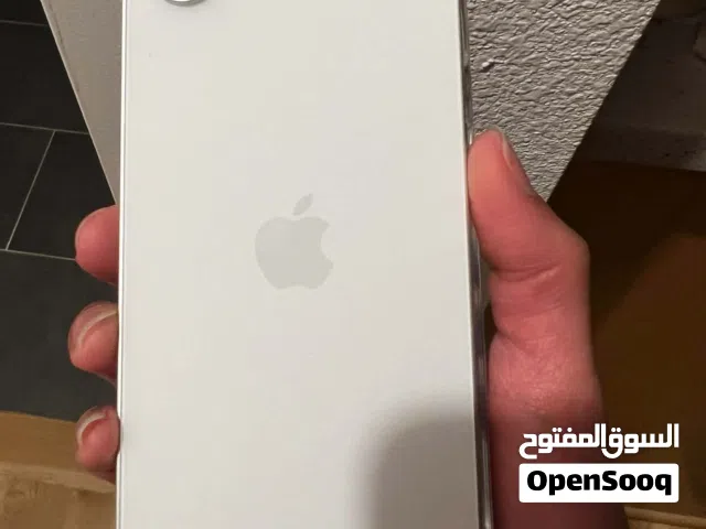 Apple iPhone 16e 128 GB in Zarqa