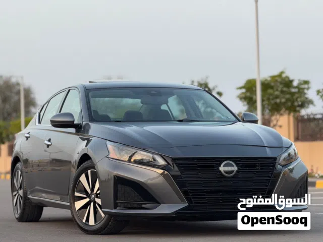 2020 نيسان التيما SV