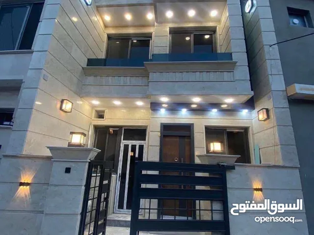 170 m2 4 Bedrooms Townhouse for Sale in Baghdad Saidiya