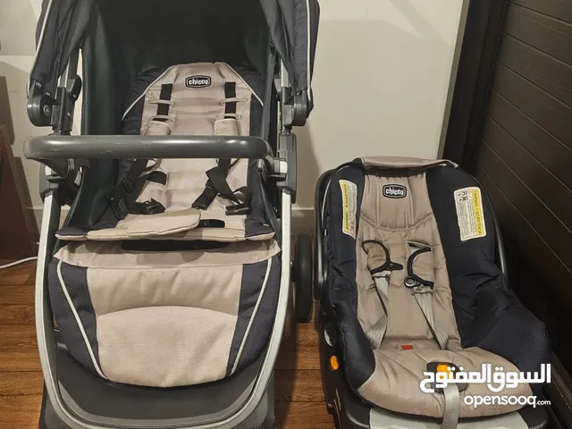 Chicco stroller with car seat good quality and good brand and everything good nothing broken