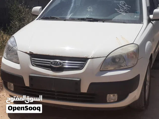 2009 كيا برايد Standard