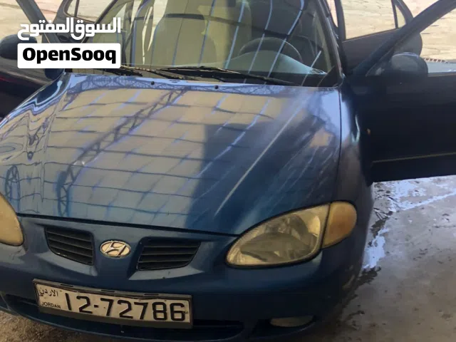 1999 هيونداي النترا GL