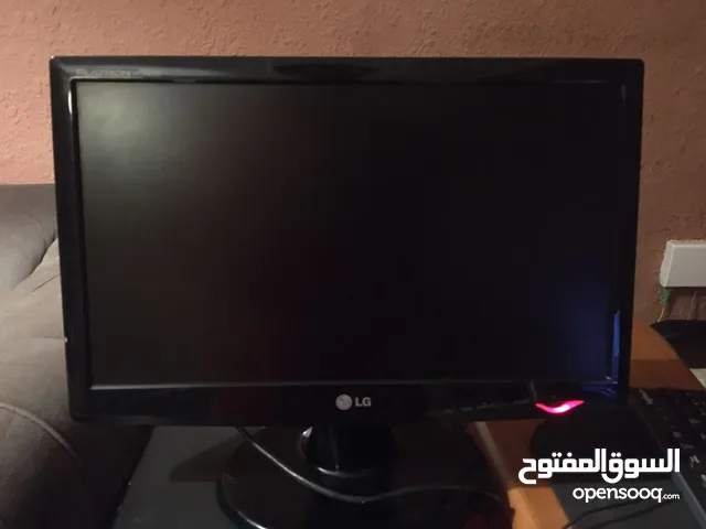  LG monitors for sale  in Jeddah