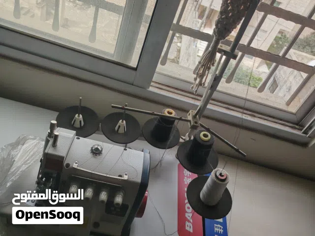 (  ماكينة حبكة 5 خيوط فيها درزة تجميلية+ مكوى ) استعمال مرة واحده فقط- استخدام طالبة مشروع تخرج
