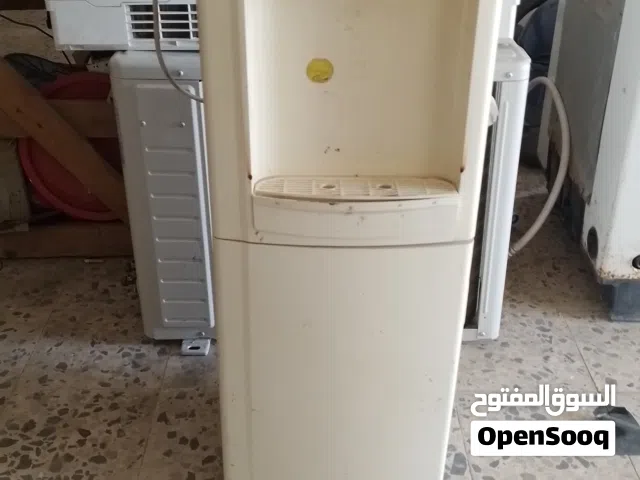 ثلاجه مياه للبيع شغاله