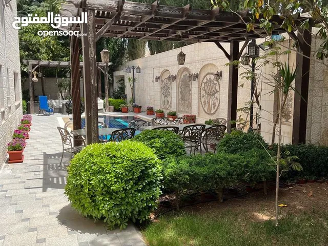فيلا في دابوق للبيع