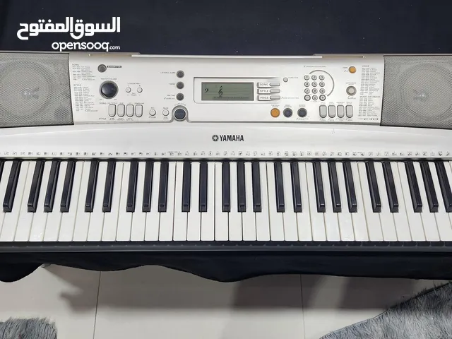 PSR YAMAHA 313 KEYBOARD WITH ADAPTOR AND KEYBOARD LYRICS STAND BOARD AND WORKING GOOD CONDITION NICE