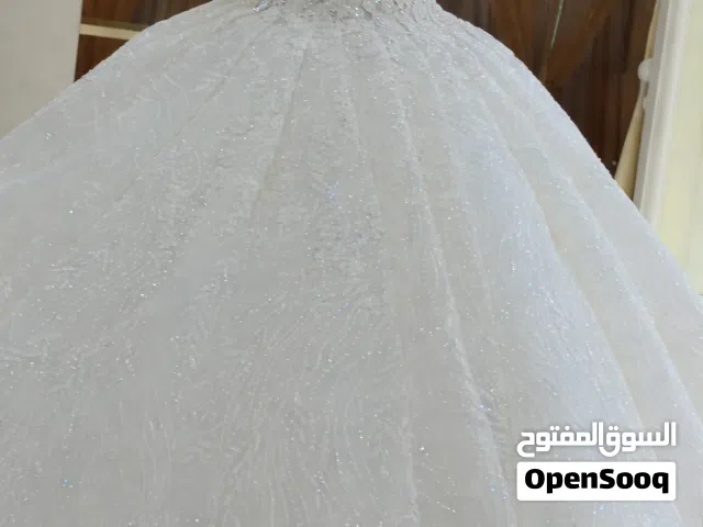 فستان فرج جديد