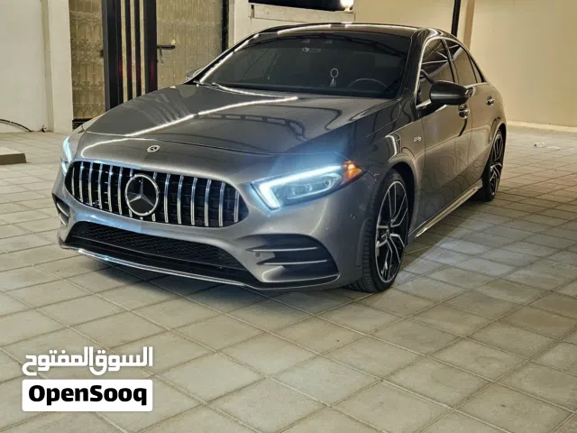 Mercedes Benz A35 AMG