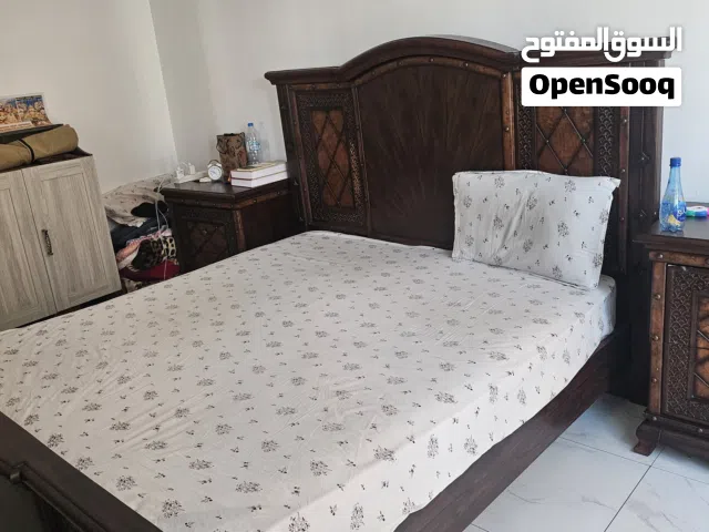 foe sale , Bedrood furniture, king size bed without mattress, 2 side table, dressing
