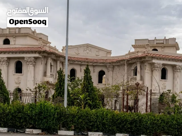 للبيع قصر توين ڤيلا في مدينة الشروق