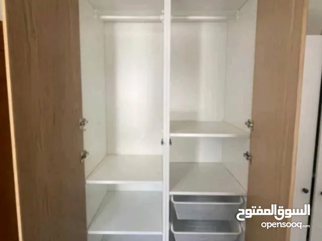 خزانة ايكيا قطعتين