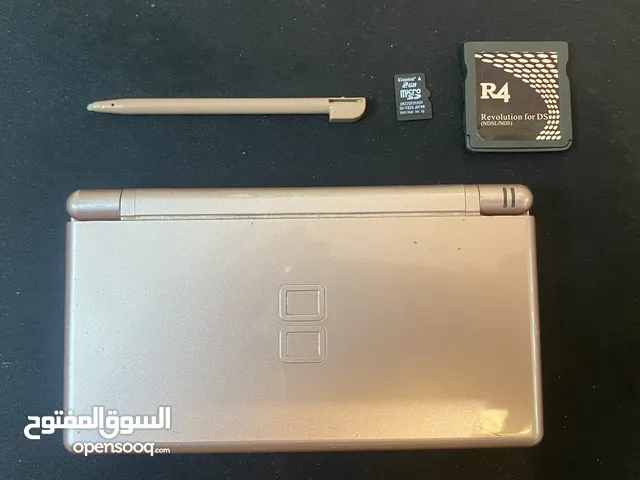 Nintendo DS2 lite (with Revolution for DS/2GB SD/pen)