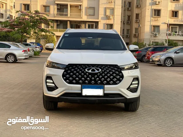 Description: Tiggo 7 pro 2025 فئه : luxury ماشيه :7000km فابريكه بالكامل صيانات توكيل بالكامل الم