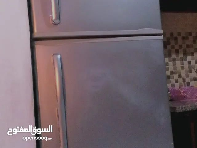 ثلاجه للبيع بحاله جيده جدا