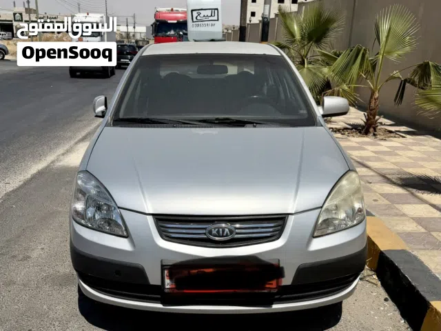 2008 كيا برايد Standard