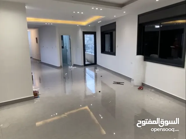 شقة ديلوكس مميزة للبيع في رام الله - جفنا في حي راقي وهادي من المالك مباشرة كاش او تقسيط