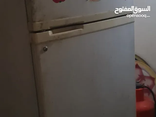 ثلاجه فريزر LG مستخدم نظيف جدا تبريد ثلج م شاء الله