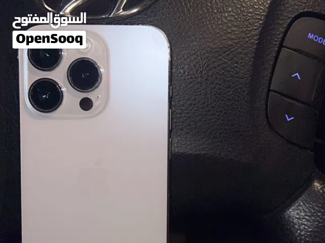 ايفون 14برو محلي مش مغير شي النقال نظيف   128قيقا بتاريه 81