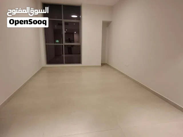 executive bed space renting in brand new building for only AED. 1,000.00  with gym swimming pool etc