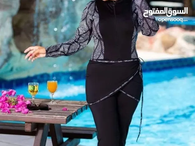 ميوهات نساي سباحه