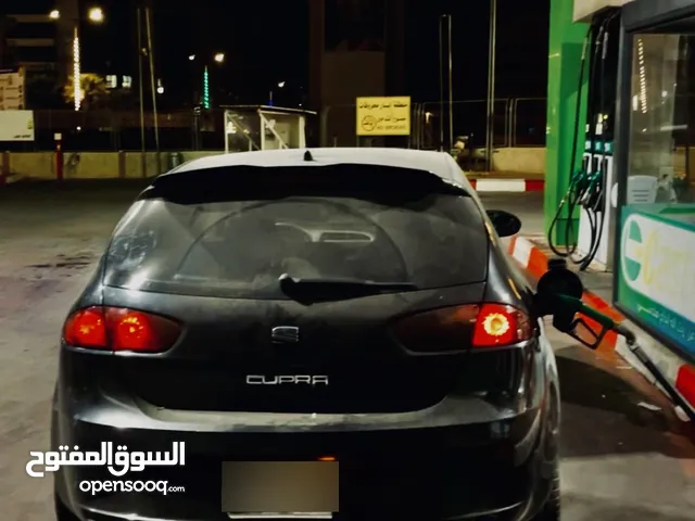 سيات ليوون.    لللبيع ع كااااش حرررق 2012