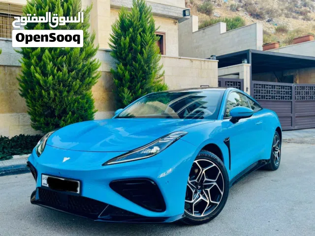 2023 Neta GT