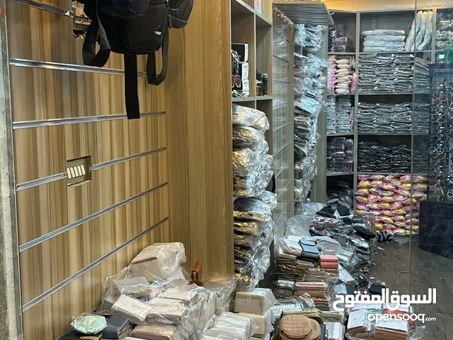 محل تجاري في جبل الحسين جاليريا مول طابق الأول مساحة 18 متر مؤجر سبب البيع الورثة