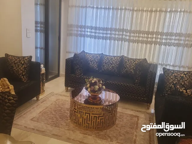 طقم كنب وطاوله سفره و فضيه