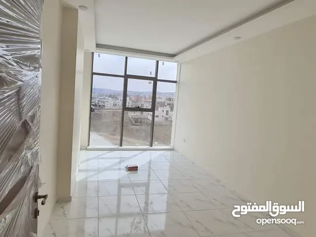 70 m2 Offices for Sale in Irbid Mojamma' Amman Al Jadeed