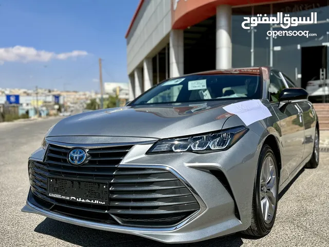 New Toyota Avalon in Zarqa
