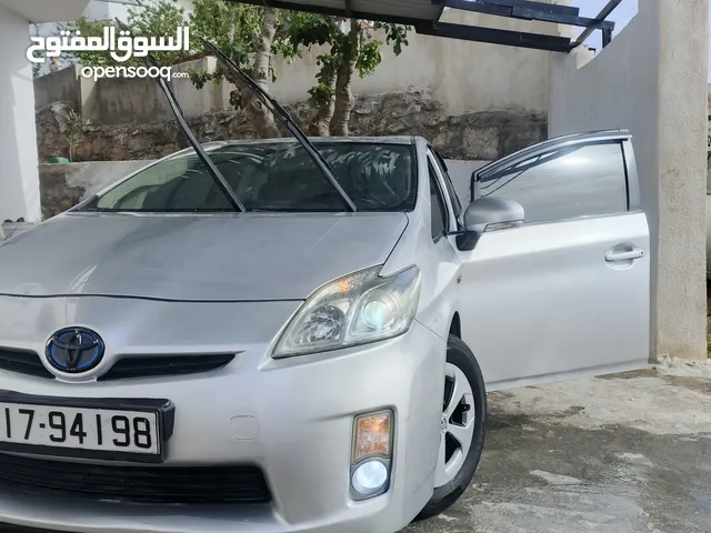 Used Toyota Prius in Jerash