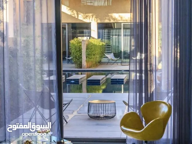 200m2 2 Bedrooms Villa for Rent in Marrakesh Route de Fès