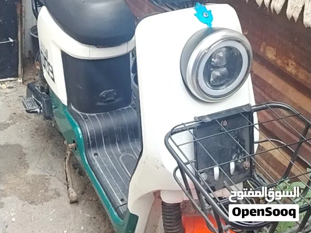 دراجة شحن مستعمله حلوه ونظيفه