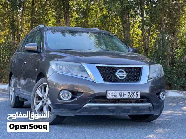 2016 Nissan Pathfinder SV