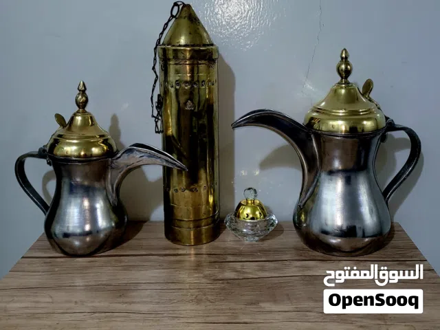 دلال و شت لحفظ الفناجيل تراثية مصنوعة من النحاس و المعدن الفضي للبيع