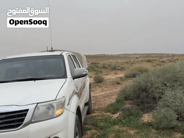 2014 تويوتا هيلوكس GL