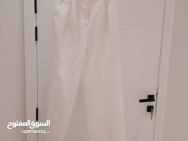 Elegant of white trousers from club london  Brand New  Size L