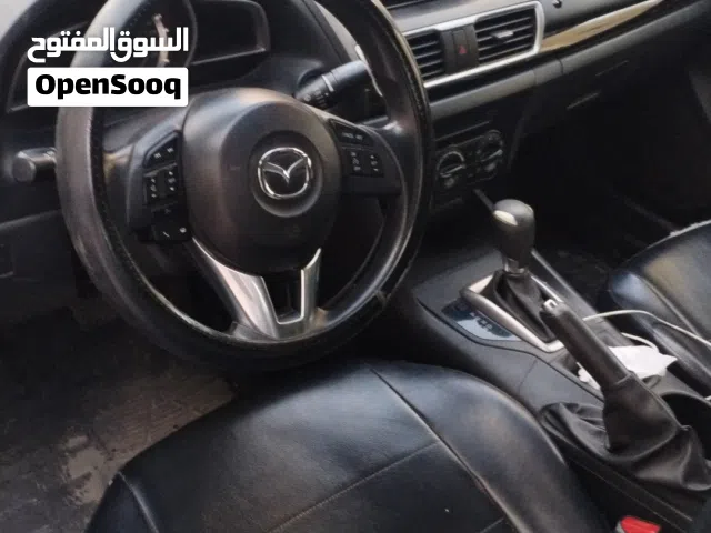 2015 مازدا 3 Standard